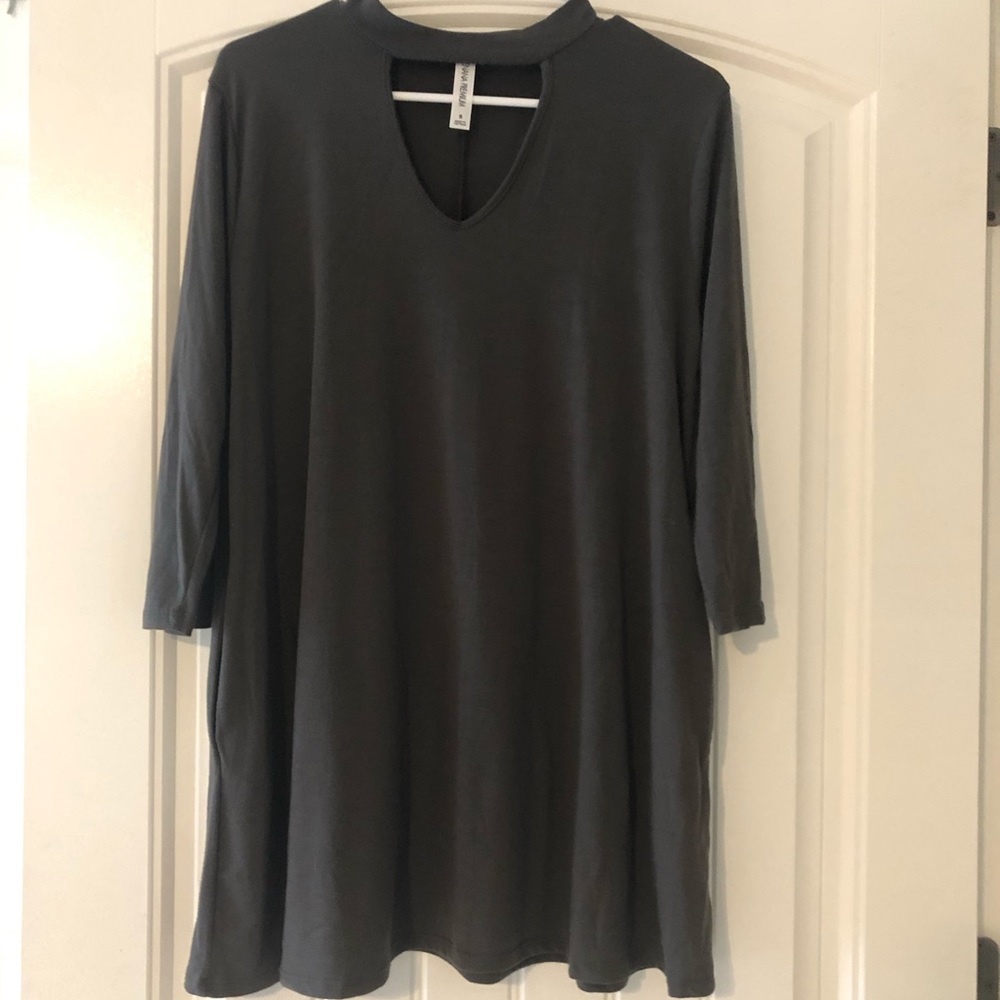 Super cute ash gray shirt and that neck cutout